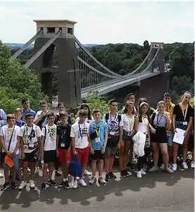 Aliore | Cours d'anglais et Activités pour les 12 - 17 ans à Bristol en Angleterre