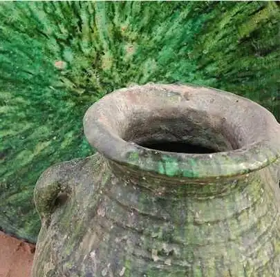 Aliore | Pottery workshop in the village of Tamegroute, Morocco